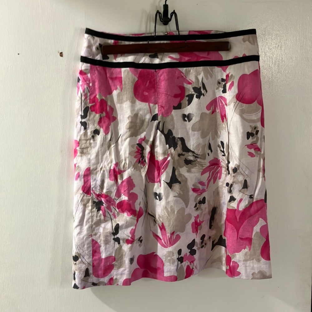 Women’s Skirt